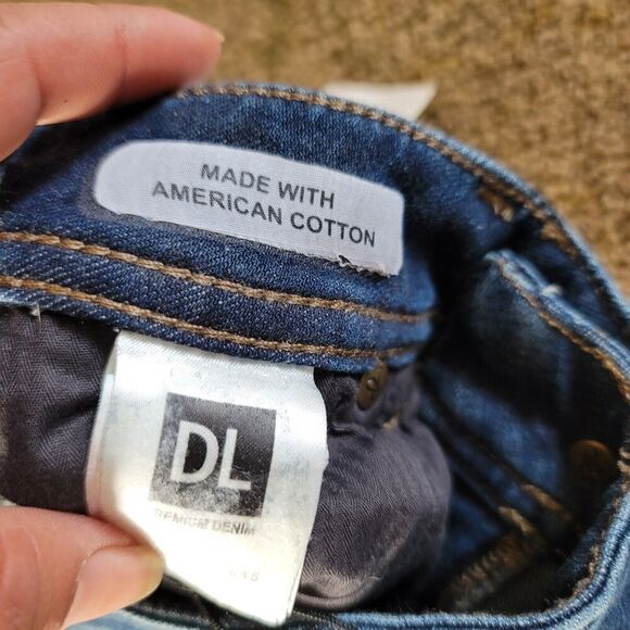 DL1961 Joy  High Rise Flare 4-Way Stretch Jeans Size 30 NWT - Picture 12 of 16